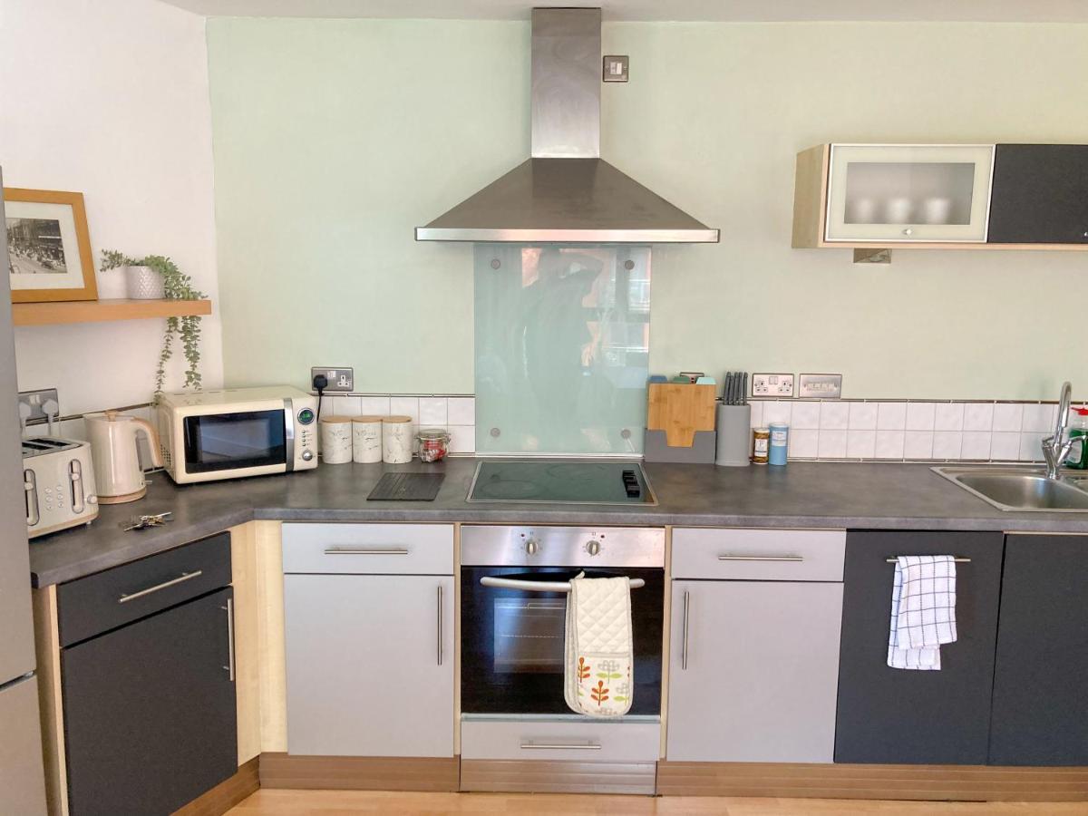 Perfect For Relocation & Business- Near Hospital Apartment Sheffield Bagian luar foto